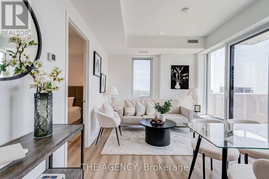2403 - 10 Oak Street, Toronto (regent Park)