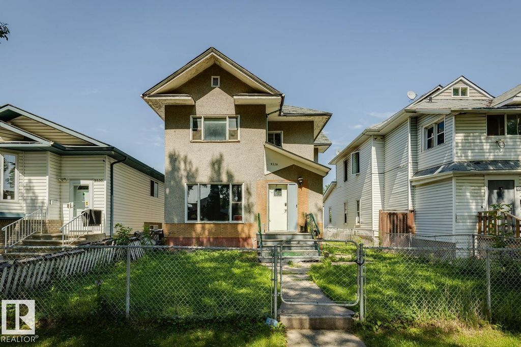 9526 106a Av Nw Nw, Edmonton