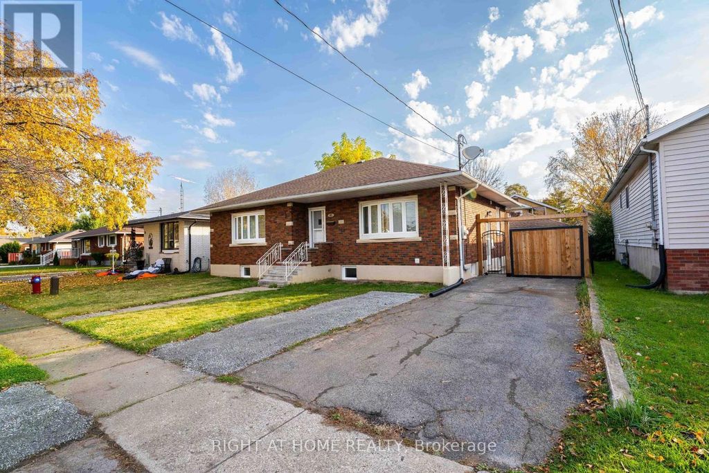 47 Marshall Avenue, Welland (broadway)