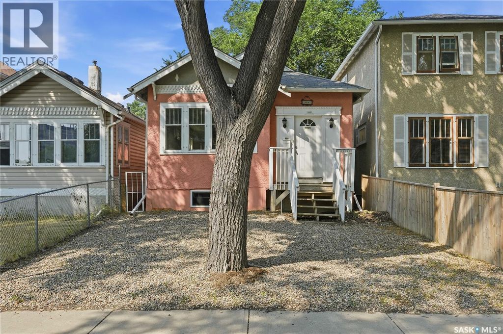 2038 Toronto Street, Regina