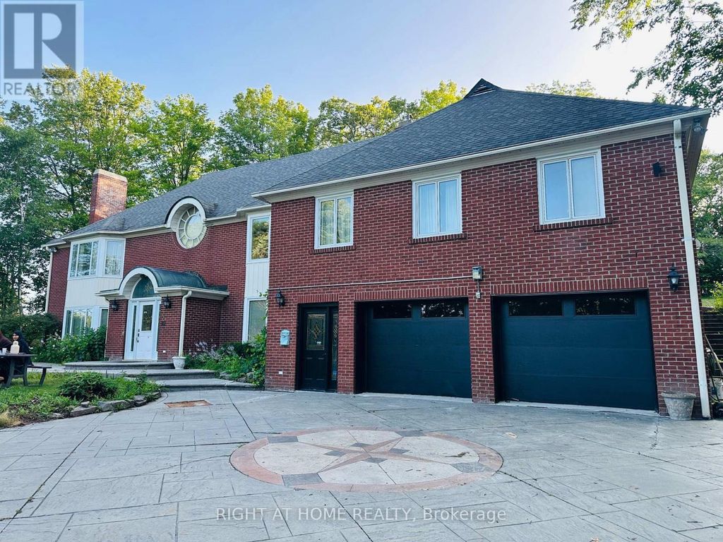 12 Keily Crescent E, Caledon