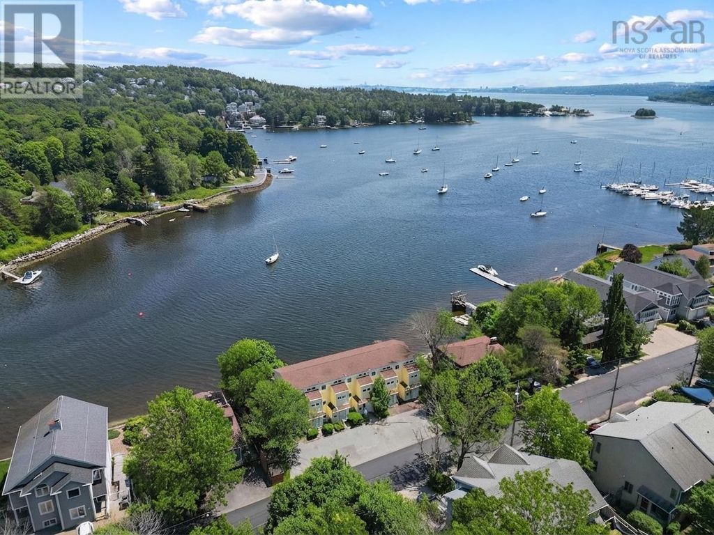 479 Shore Drive Drive, Bedford