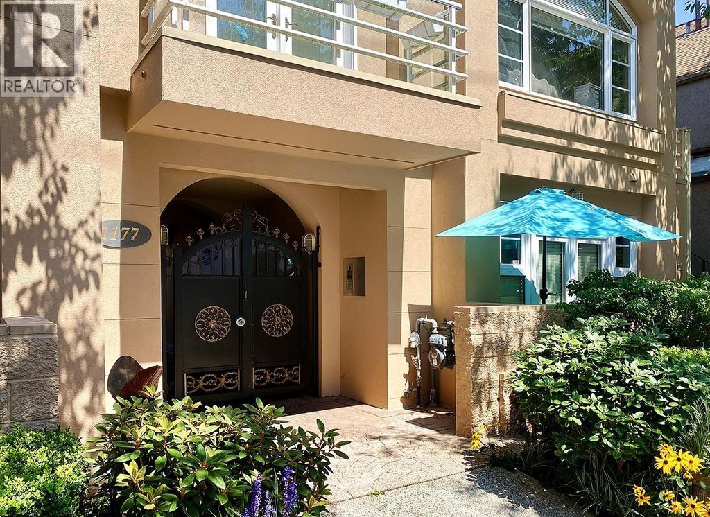 1 1177 W 8th Avenue, Vancouver
