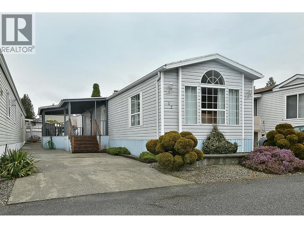 12 5575 Mason Road, Sechelt