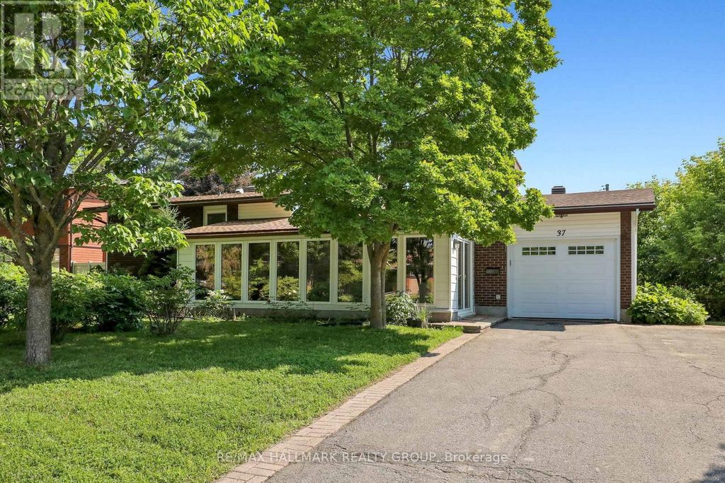 37 Lyall Street, Ottawa
