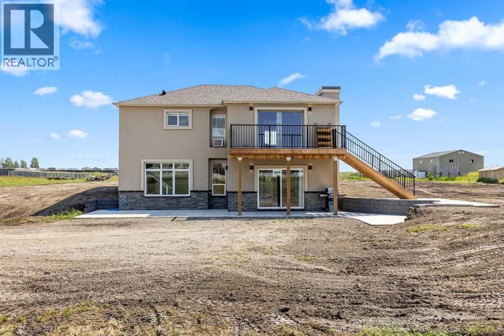 354096 48 Street E, Okotoks