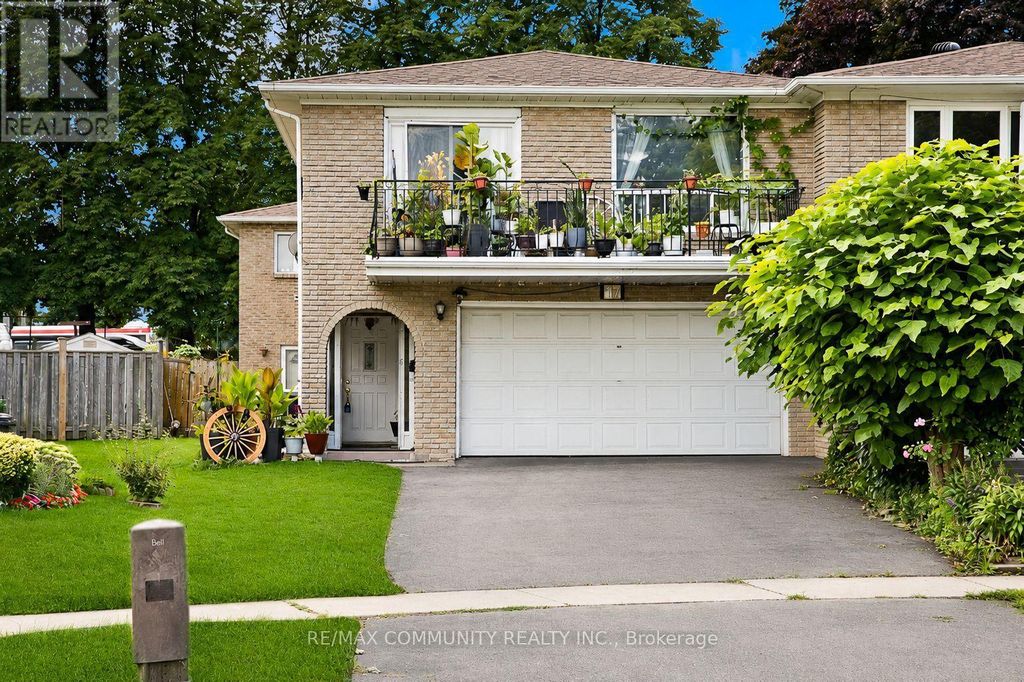 17 Tineta Crescent, Toronto (agincourt South-Malvern West)