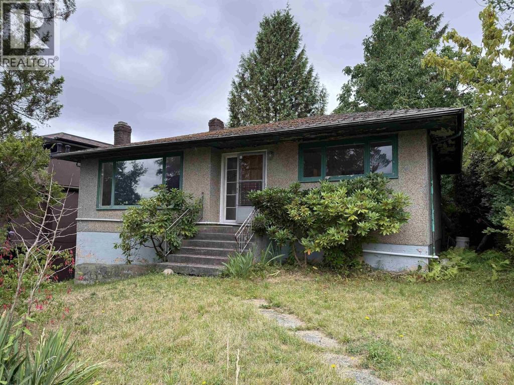 115 N Howard Avenue, Burnaby