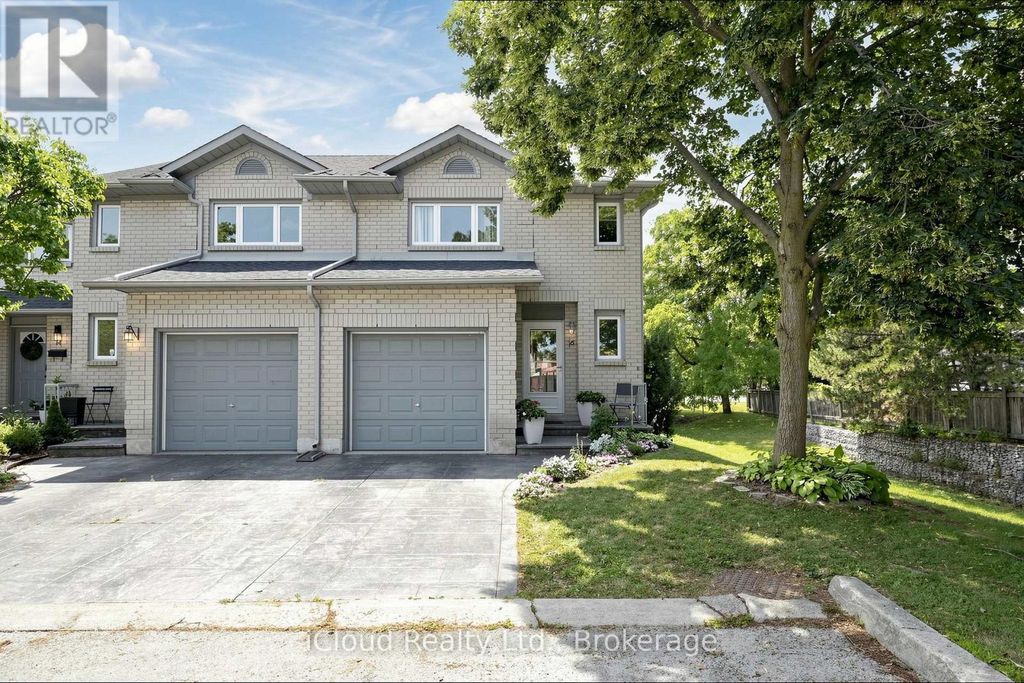 16 - 1 Royalwood Court, Hamilton (stoney Creek)