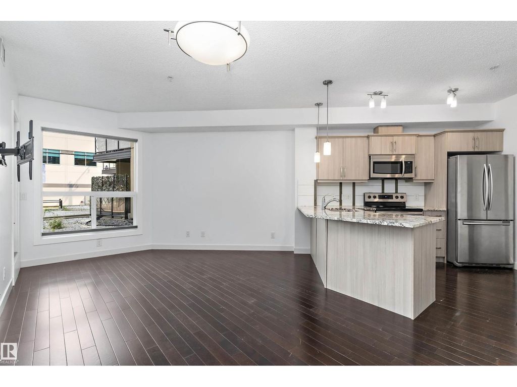#109 10523 123 St Nw, Edmonton
