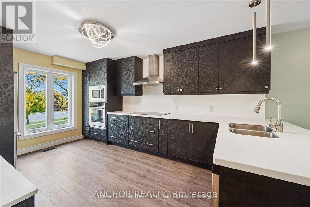 51 Dovercliffe Road, Guelph (dovercliffe Park/old University)