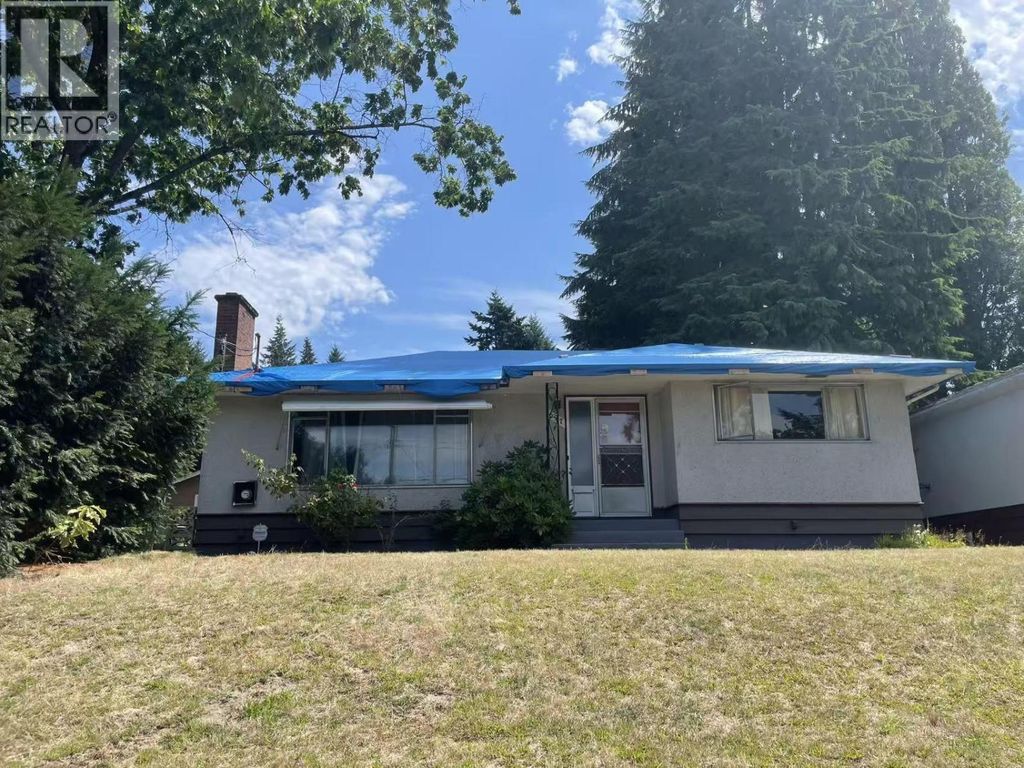 697 Fairview Street, Coquitlam