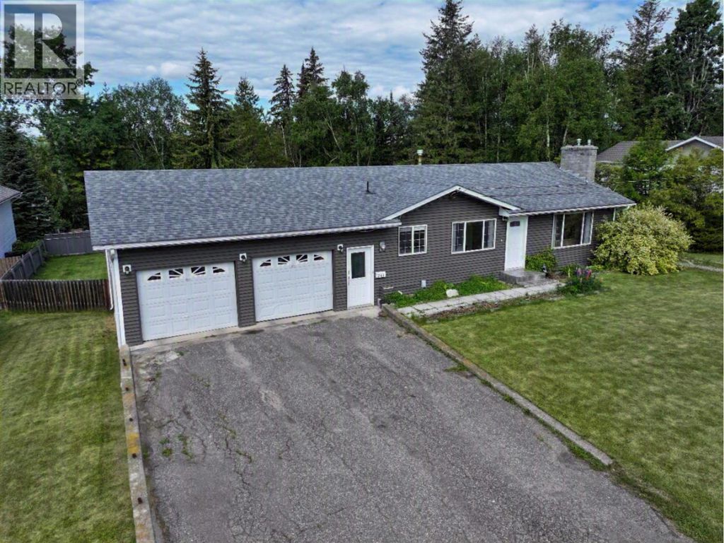 241 S Enemark Road, Quesnel