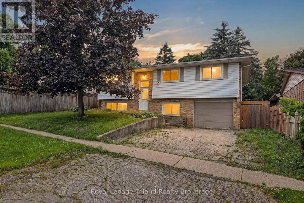 378 Sales Drive, Woodstock (woodstock - South)