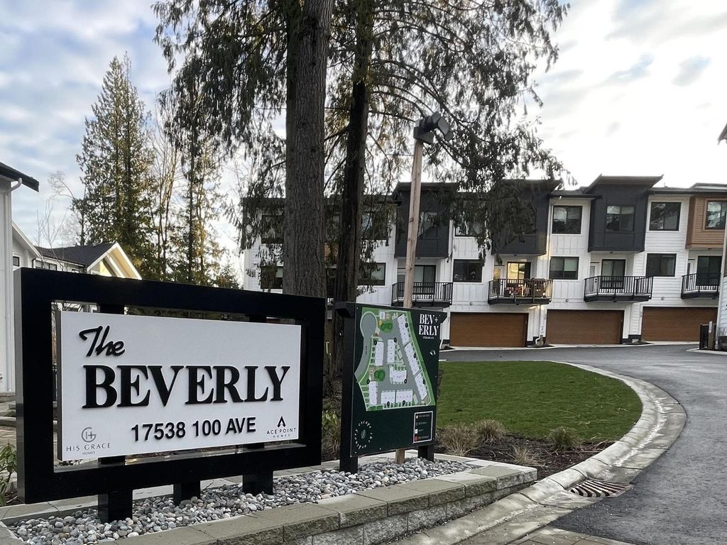13 17538 100 Avenue, Surrey