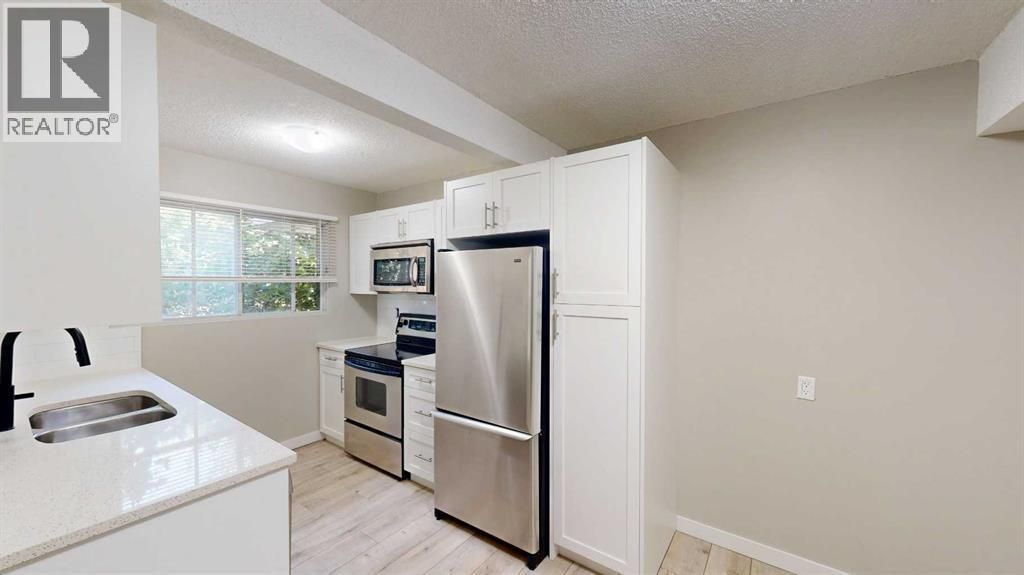 10, 115 Lafayette Boulevard W, Lethbridge