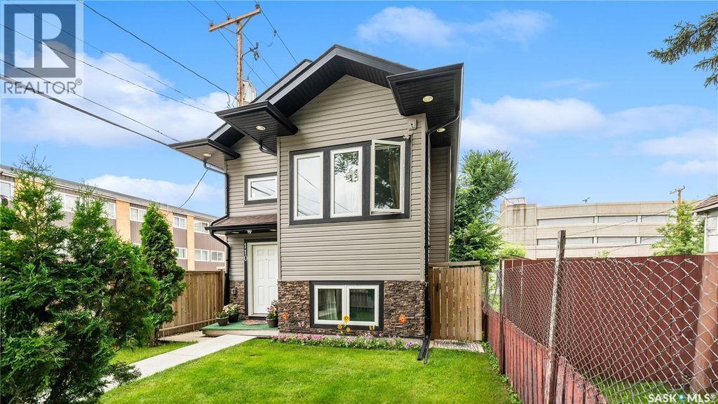 110 S Avenue S, Saskatoon