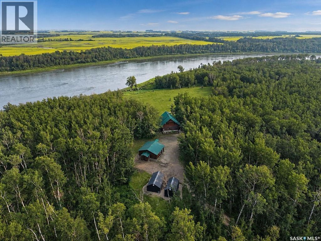 South Sask River Front Acreage, Prince Albert Rm No. 461