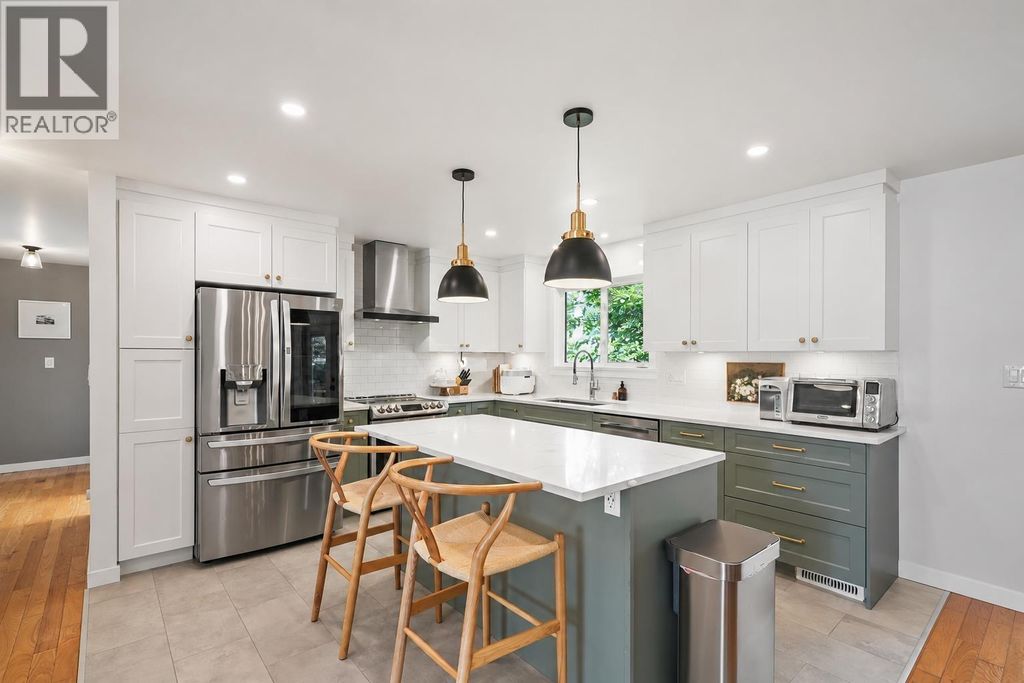 1071 Spar Drive, Coquitlam