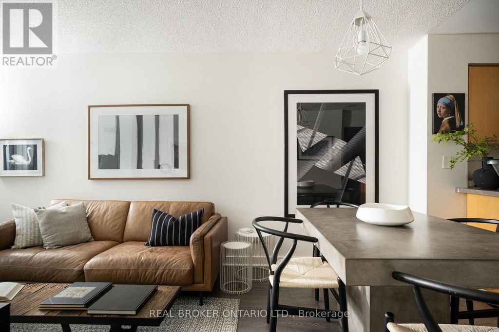 1416 - 255 Richmond Street E, Toronto (moss Park)