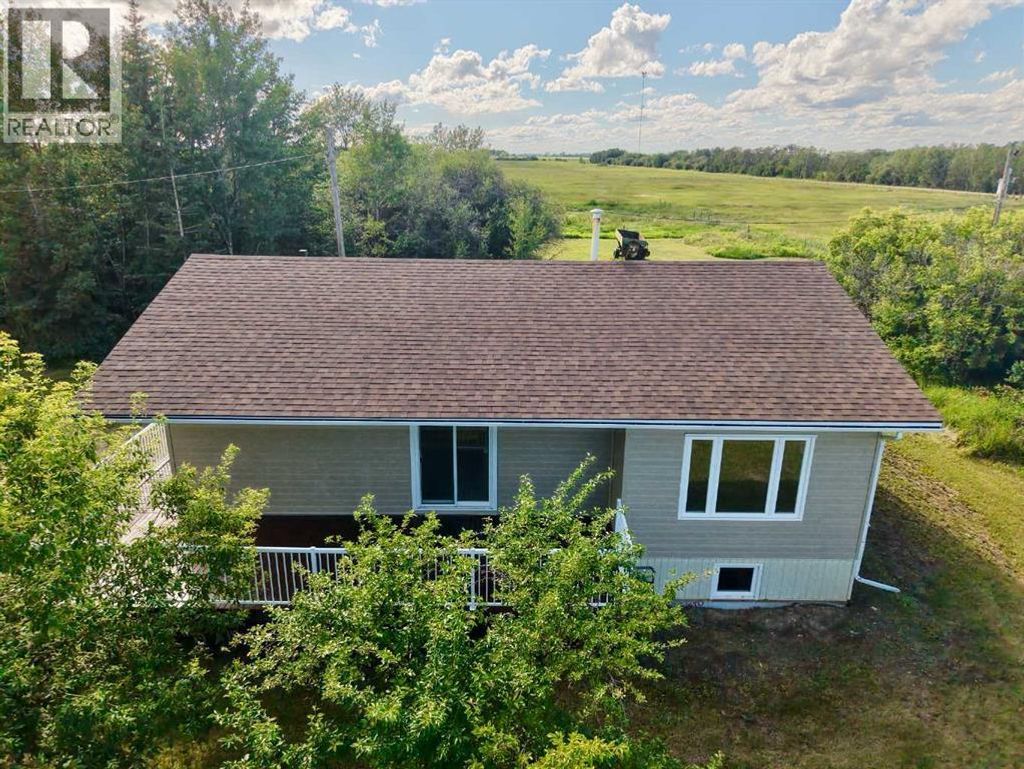 81574 Highway 744, Marie Reine