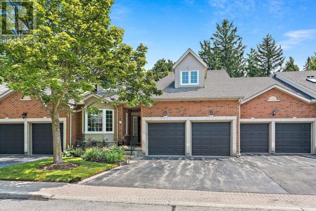 12 Fairway Lane, Guelph (riverside Park)