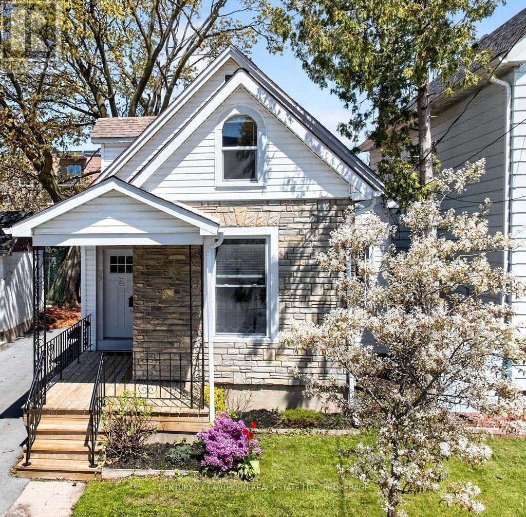 23 Jenkins Street, Kingston (east Of Sir John A. Blvd)
