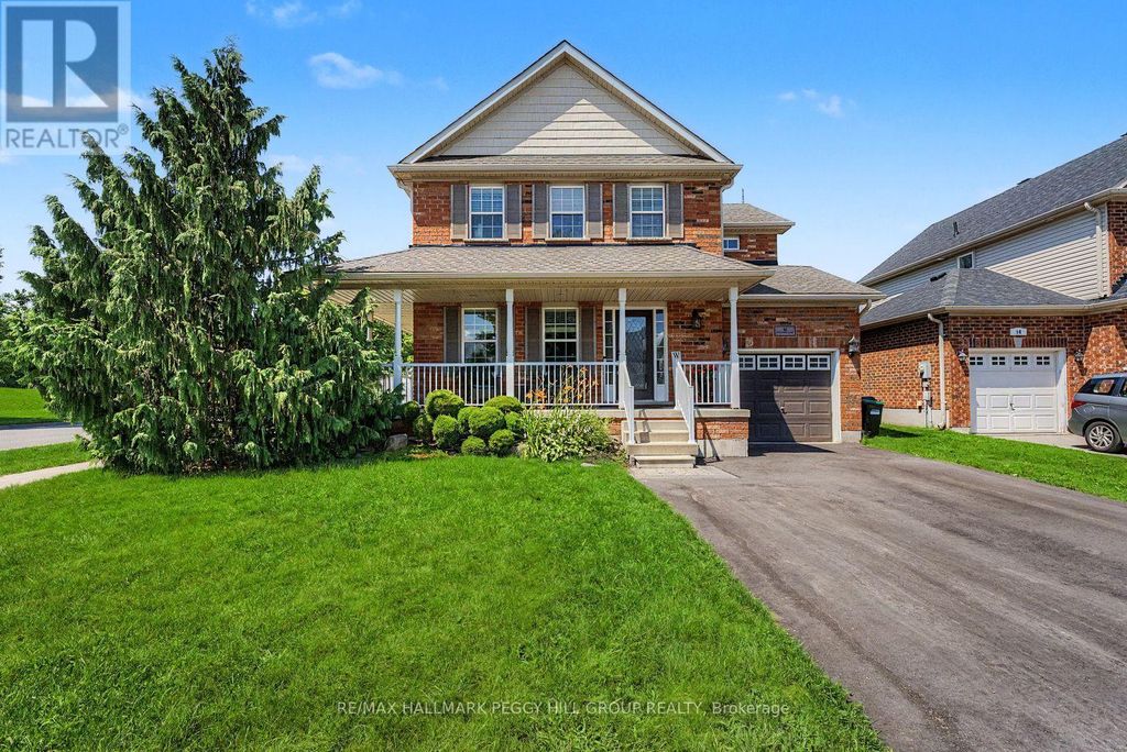 16 Blackbird Lane, Barrie (400 West)