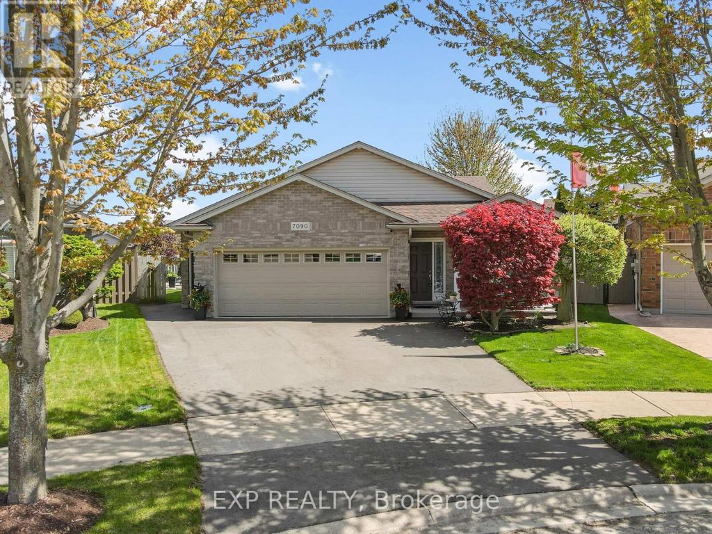 7090 Julie Drive, Niagara Falls (forestview)