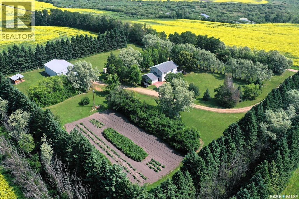Scott Acreage, Torch River Rm No. 488