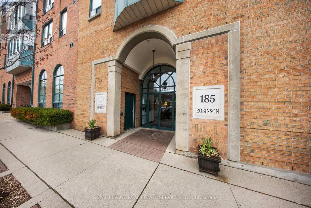 202 - 185 Robinson Street, Oakville (oo Old Oakville)