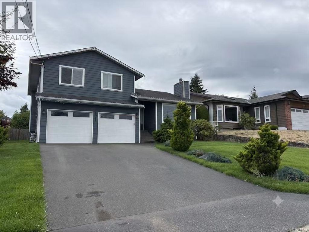 6063 Waldbank Rd, Nanaimo
