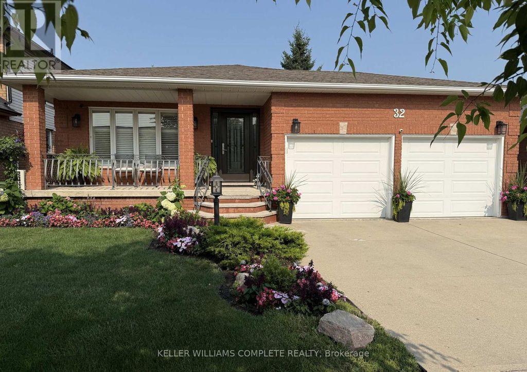 32 Highbury Drive, Hamilton (stoney Creek Mountain)