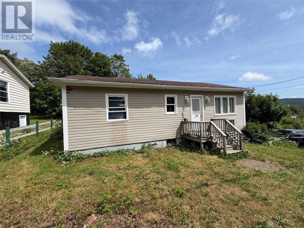 8 St Clare Avenue, Carbonear