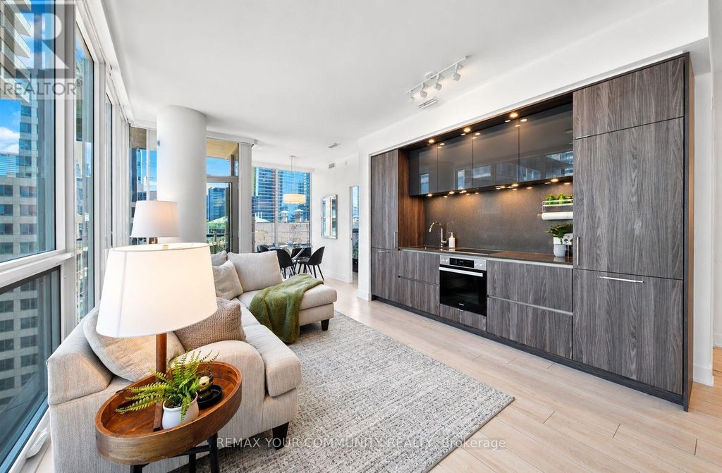 1806 - 15 Mercer Street, Toronto (waterfront Communities)