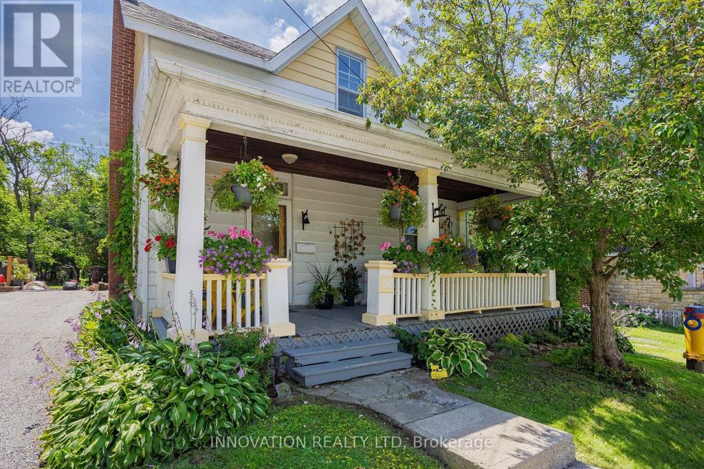 58 Lake Avenue E, Carleton Place