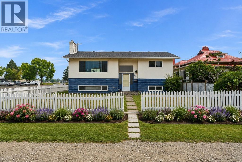 1801 Hamilton Avenue, Merritt