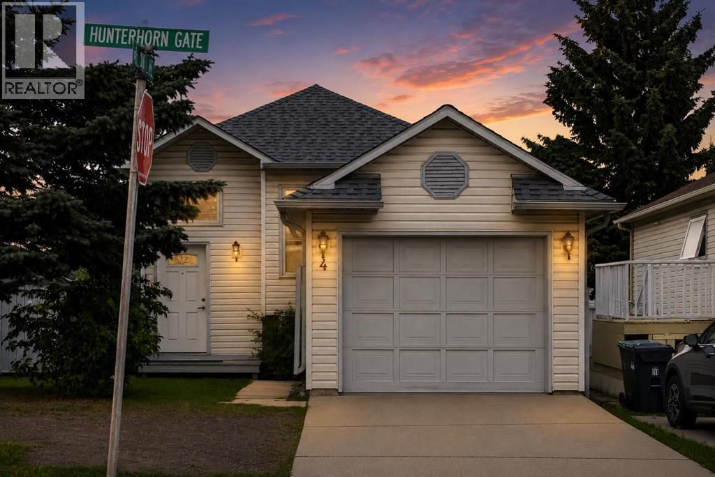 4 Hunterhorn Gate Ne, Calgary