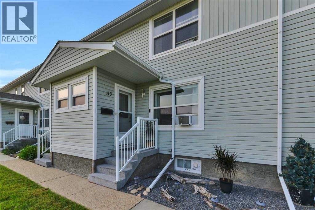 37 Poplar Crescent, Springbrook