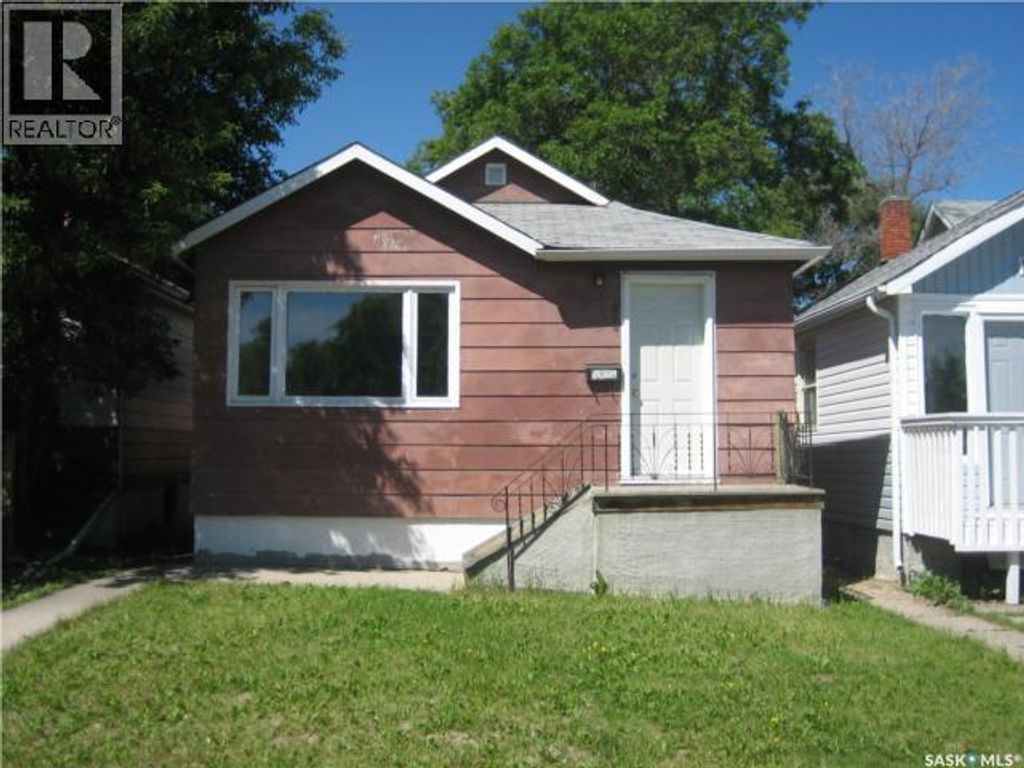 914 Retallack Street, Regina