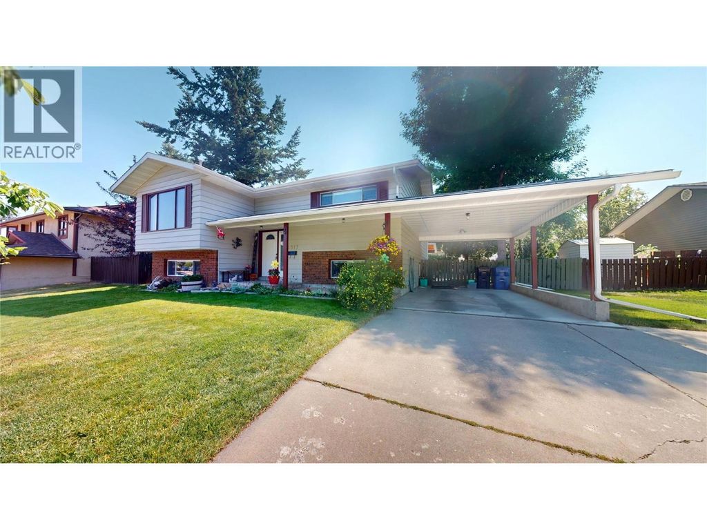 1317 16th Street S, Cranbrook