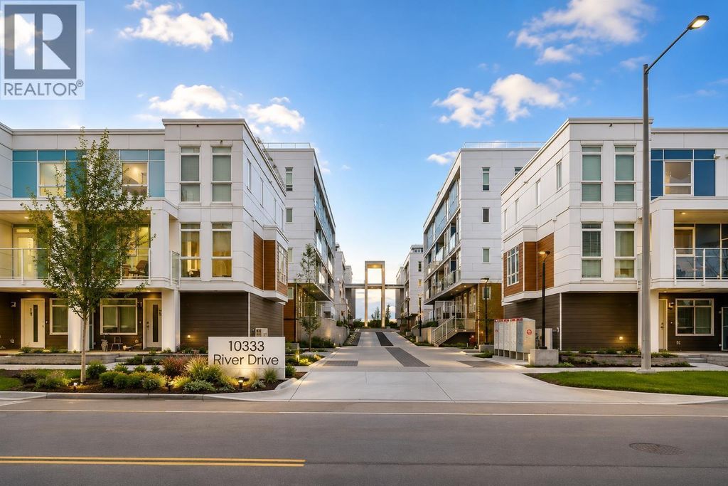 26 10333 River Drive, Richmond