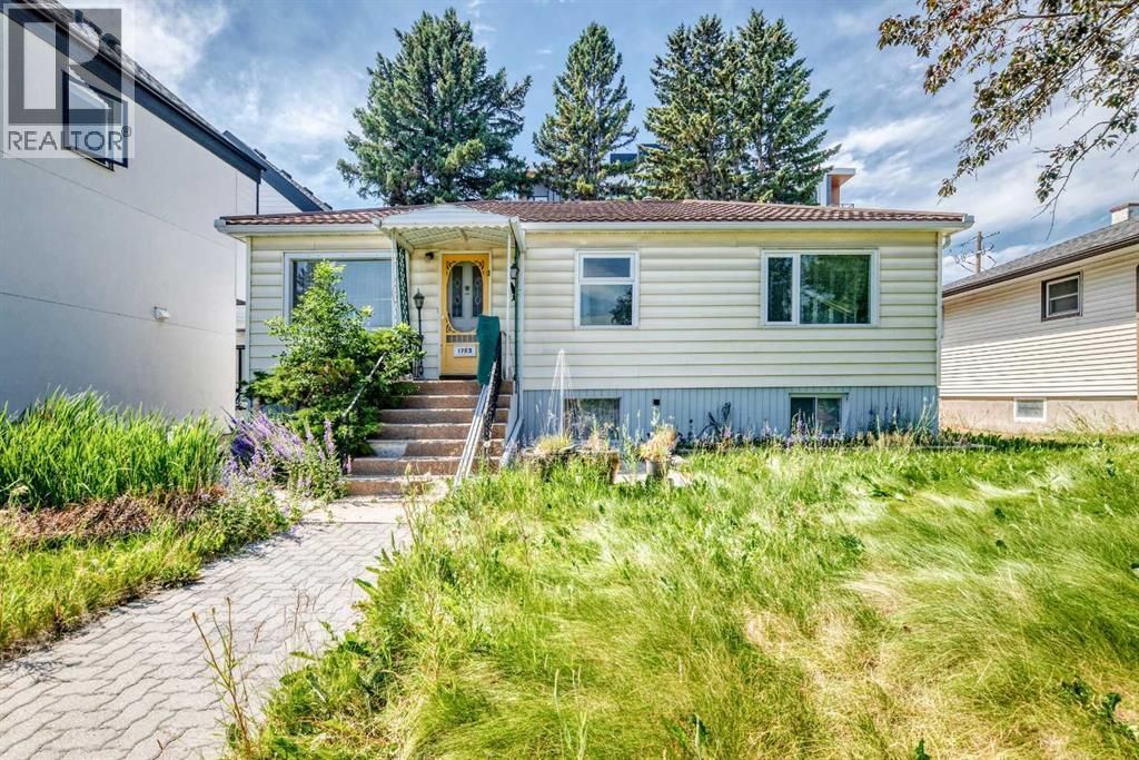 1703 32 Street Sw, Calgary