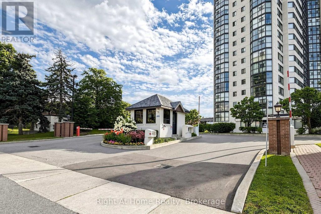 1509 - 1360 Rathburn Road E, Mississauga (rathwood)