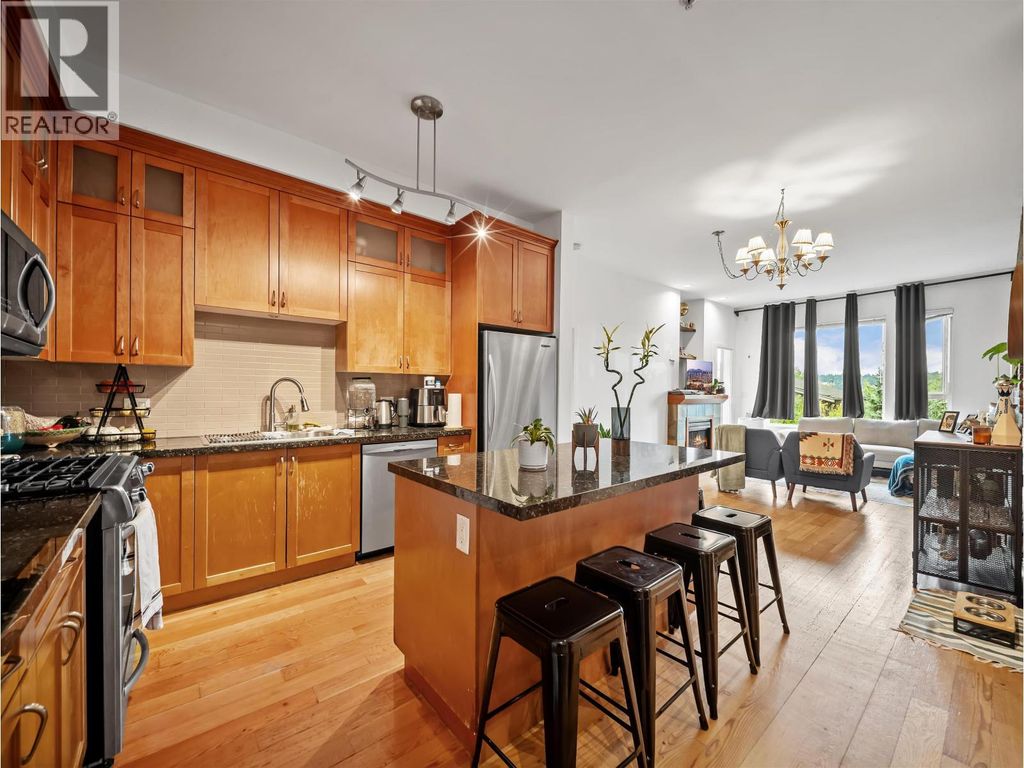 308 250 Salter Street, New Westminster
