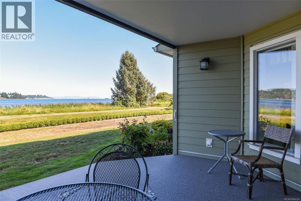 104 2970 Cliffe Ave, Courtenay