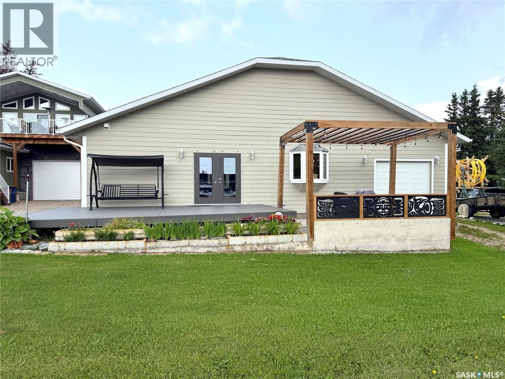 123 Chitek Drive, Chitek Lake