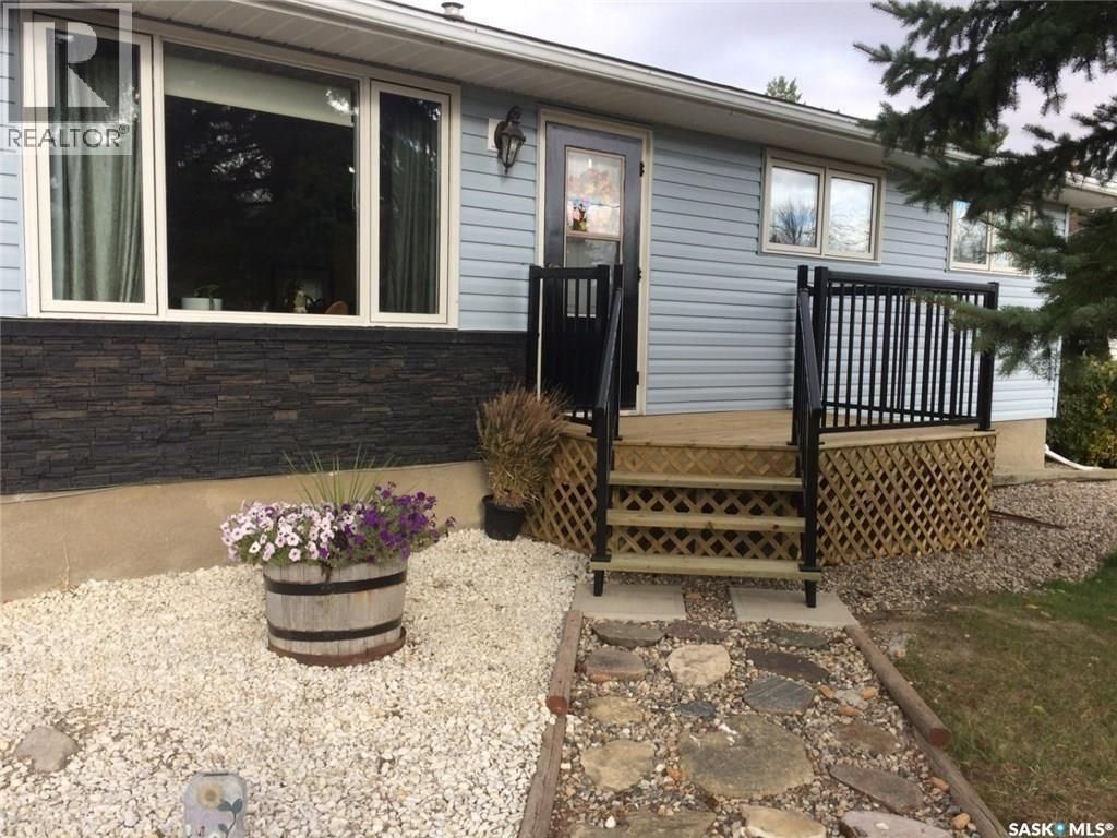 836 Peters Avenue, Oxbow