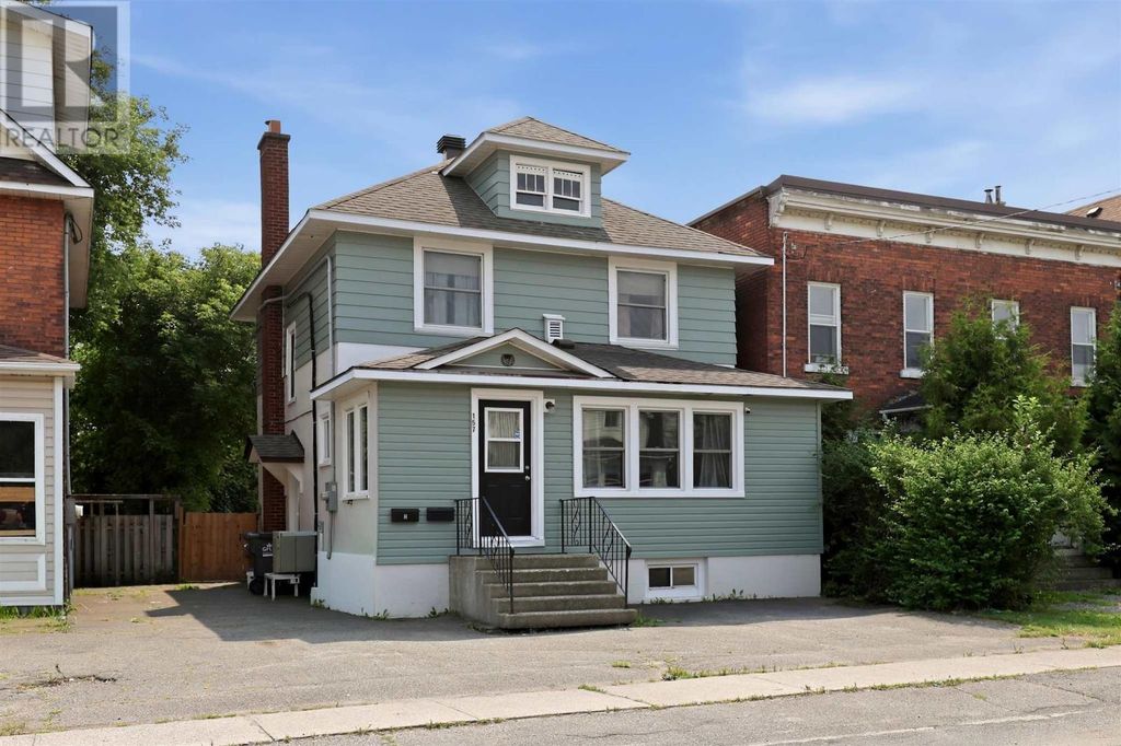 157 Alexandra St, Sault Ste. Marie
