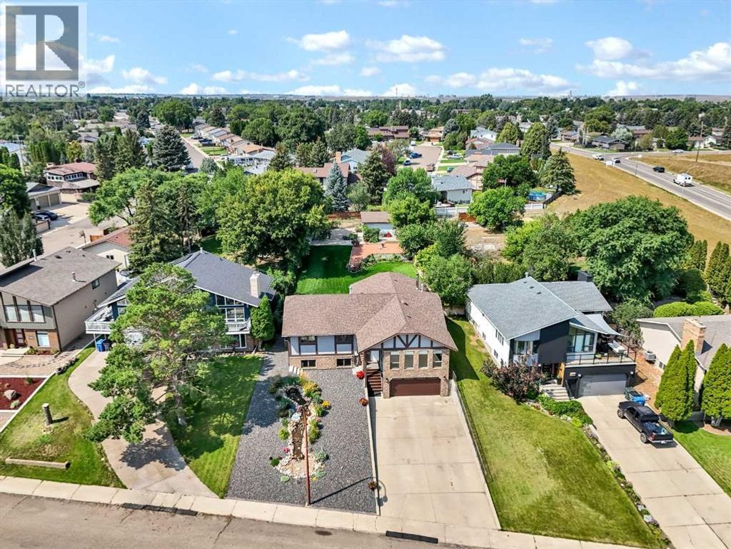1174 16 Street Ne, Medicine Hat
